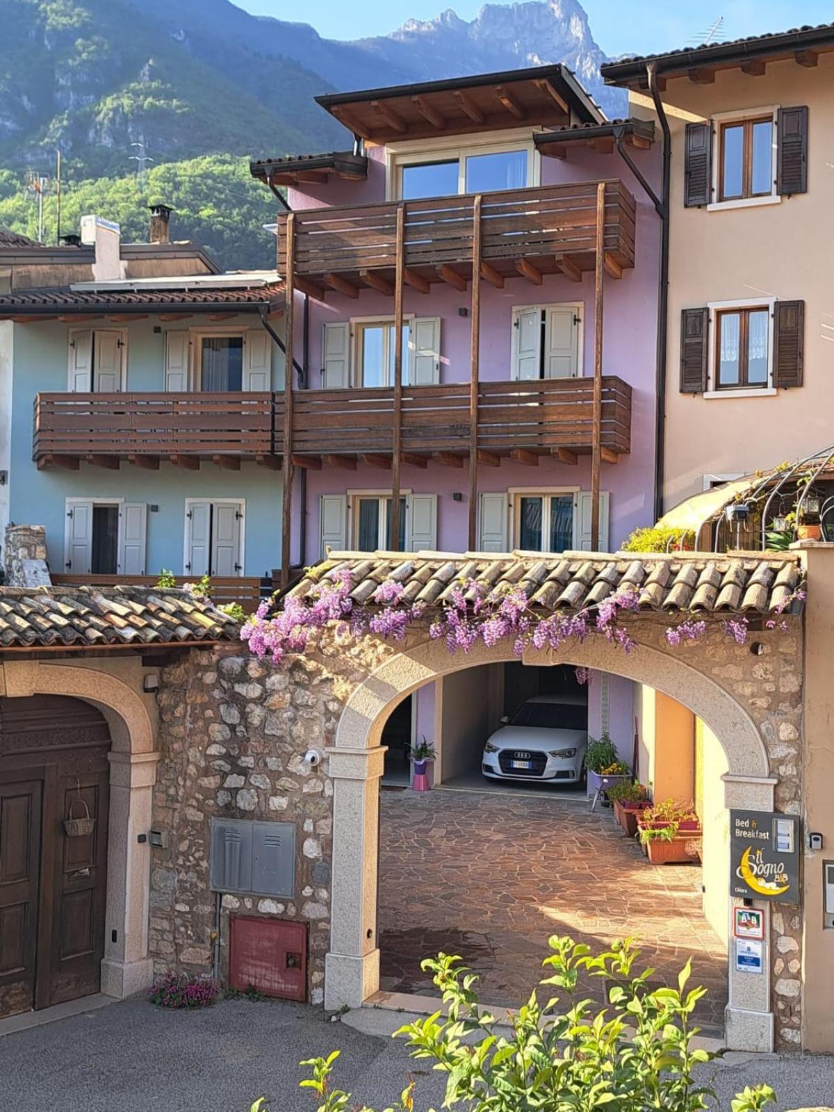 Il Sogno Bed and Breakfast Avio Buitenkant foto